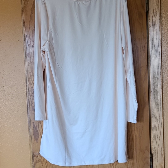 Tunic - Picture 3 of 3